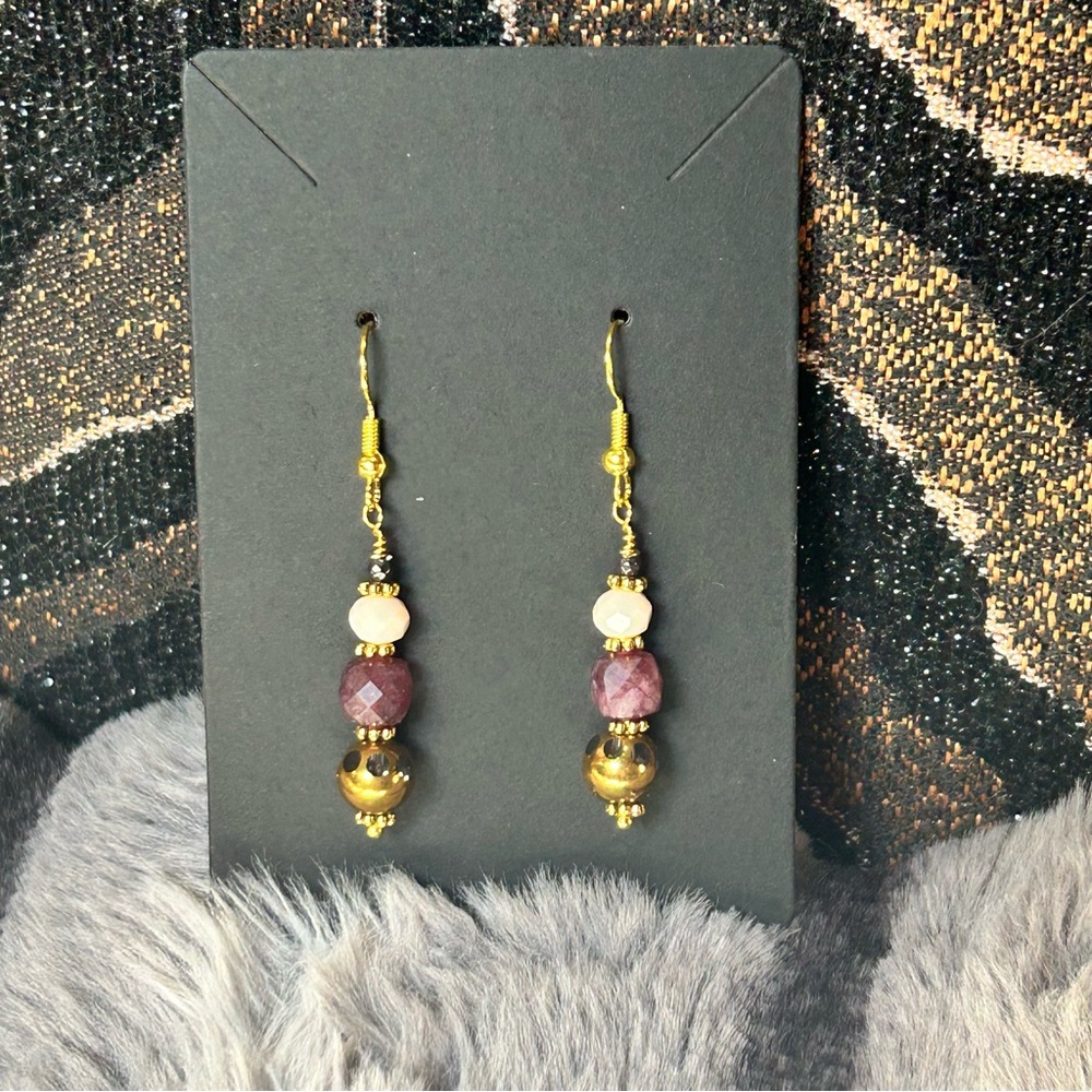 Handcrafted elegant di-cut smoky glass almandine garnet hematite earrings